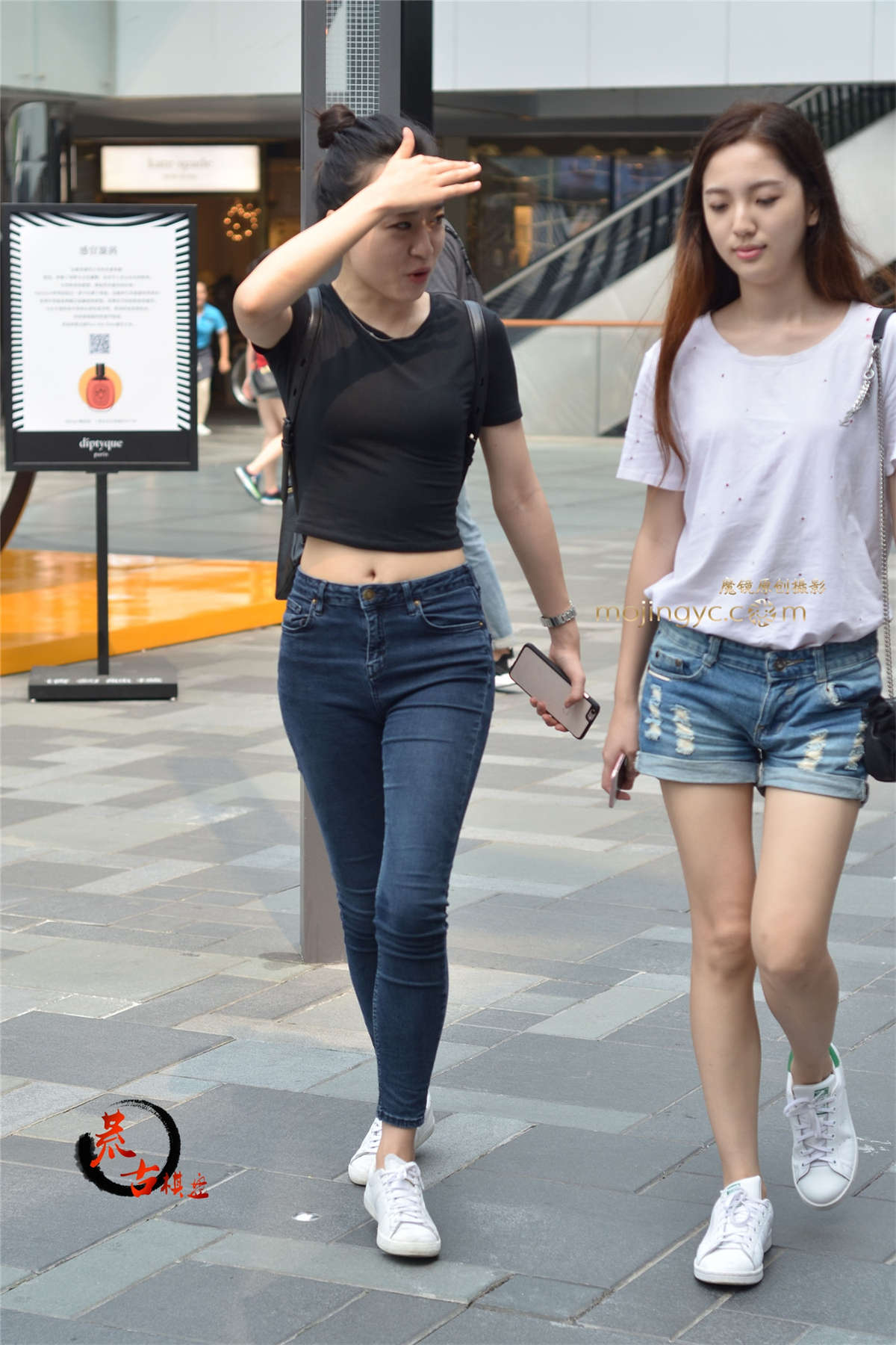 9-22 牛仔胸衣漏脐装-日更街拍