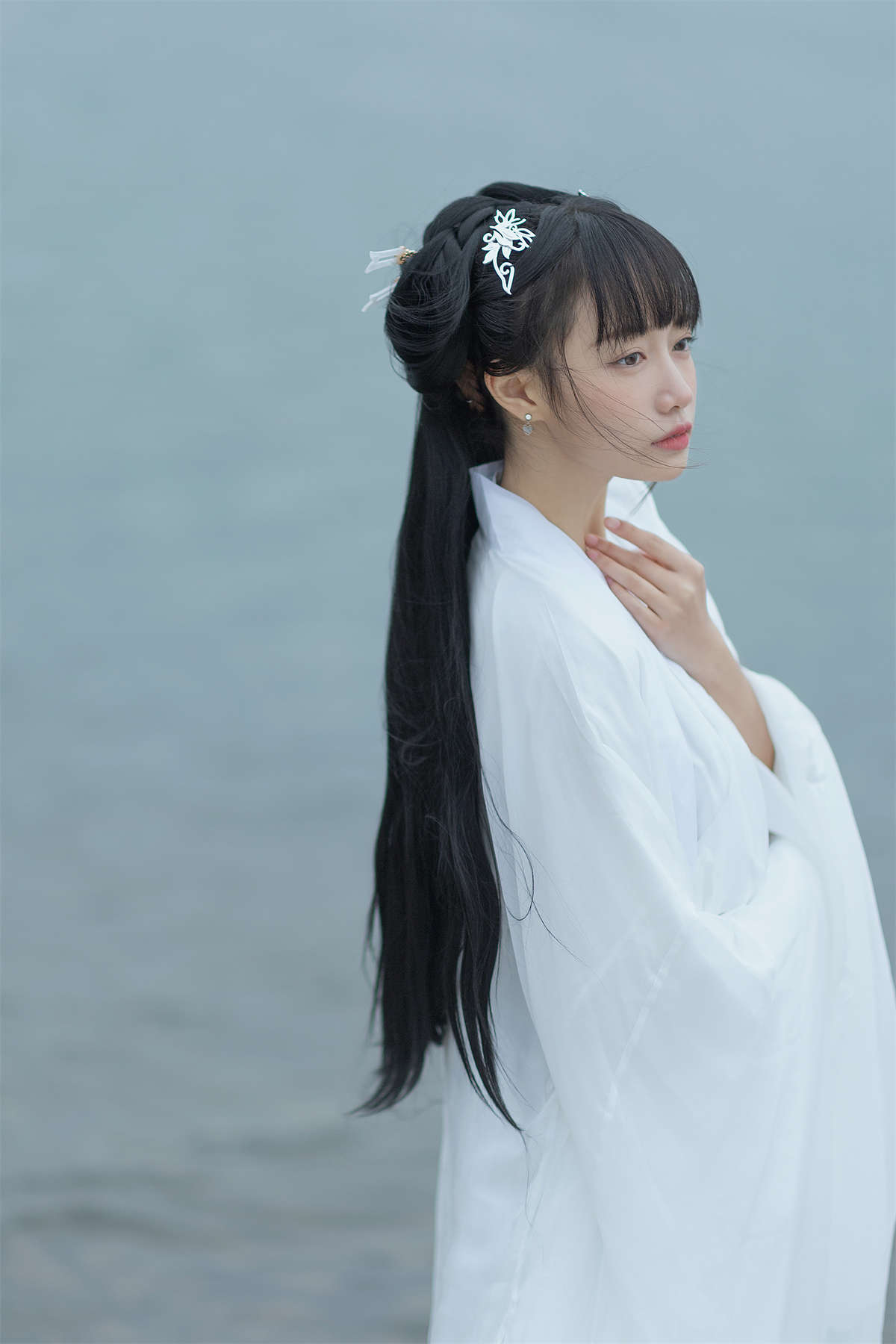 YITUYU艺图语 2022.02.28 水天一色 缪缪&十八重川-日更街拍