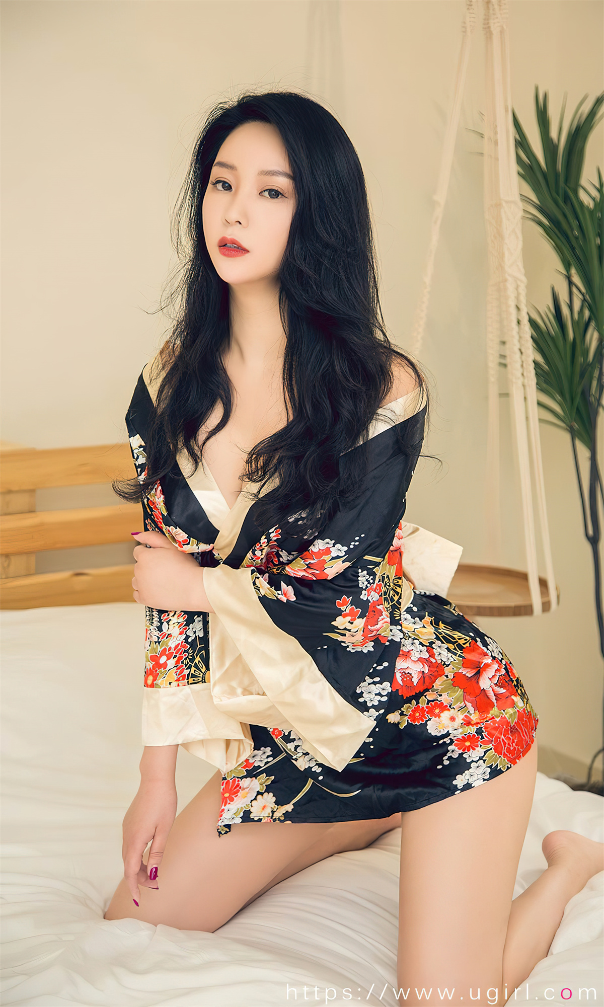 Ugirls爱尤物 No.2552 寂寞聚又散 刘瑾希-日更街拍