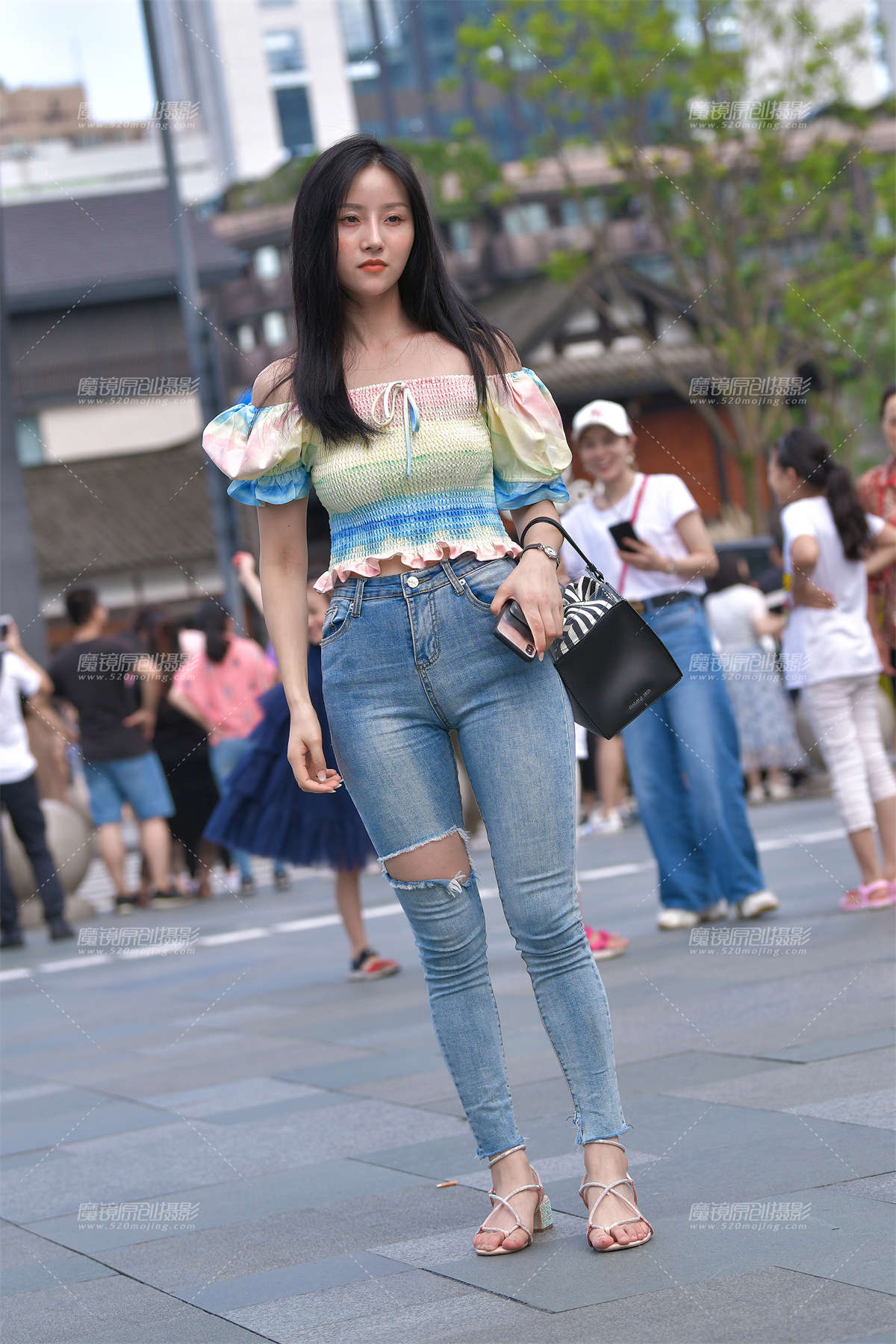 【视觉冲击赛贴】甜美紧牛小姐姐-日更街拍