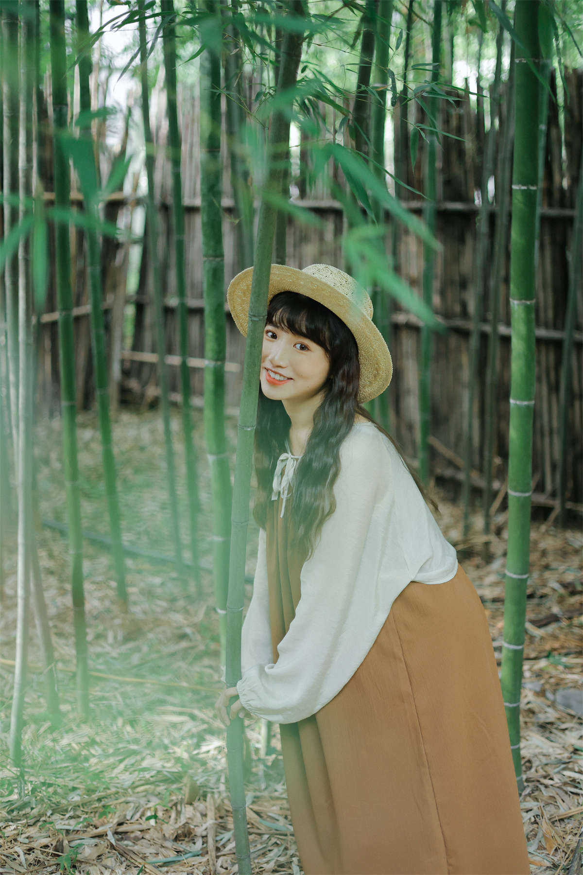 YITUYU艺图语 2022.11.07 山间竹林 蓝胖子-插图1