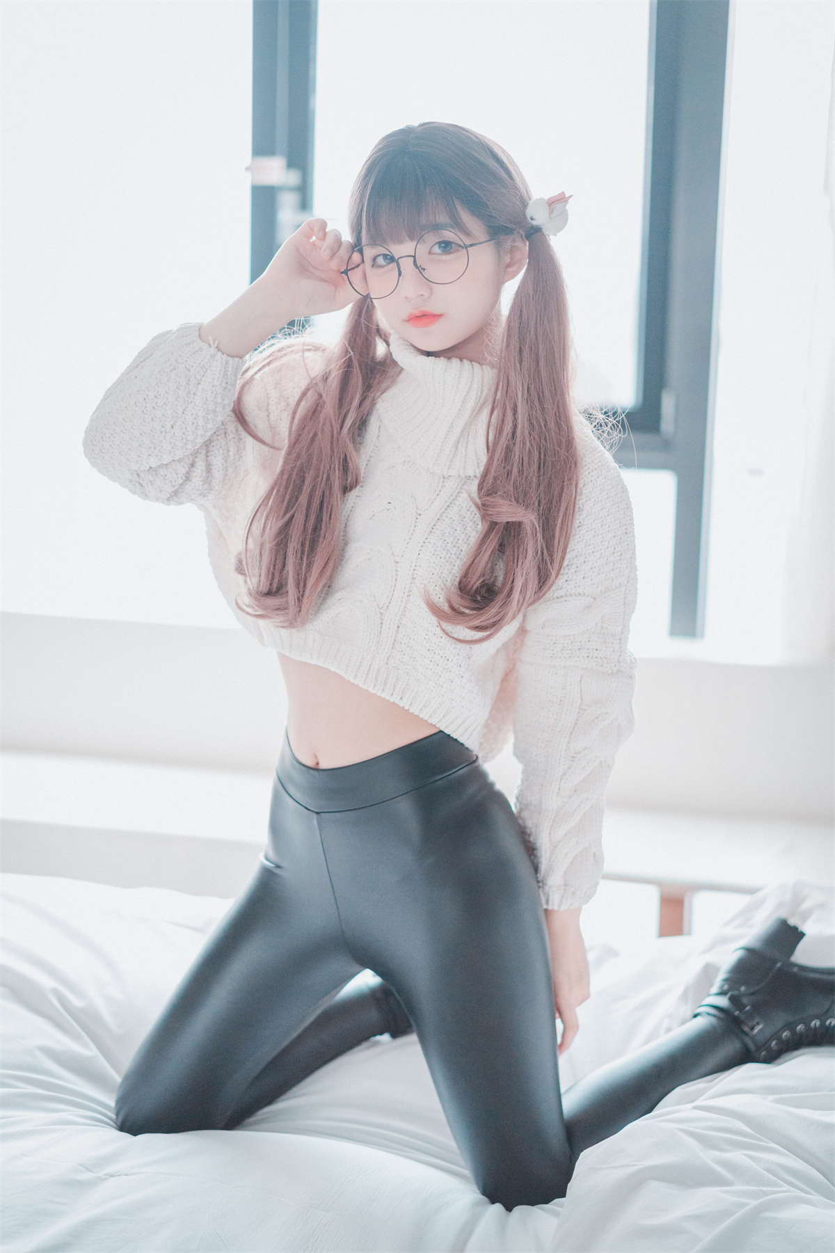 [DJAWA] Jenny – Loose and Tight White-日更街拍