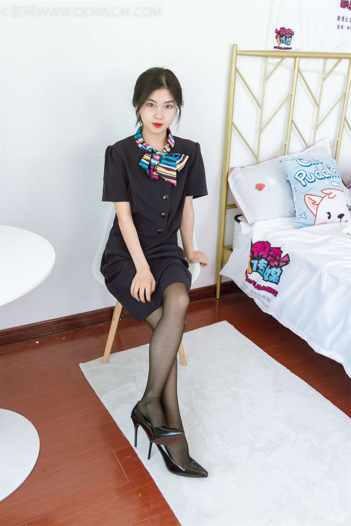 图片[2]-物恋传媒 NO.1154 米米-墨色-日更街拍