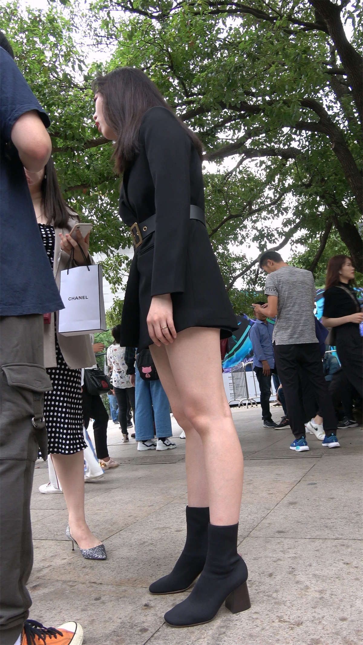 图片[2]-笑一笑真好看-日更街拍