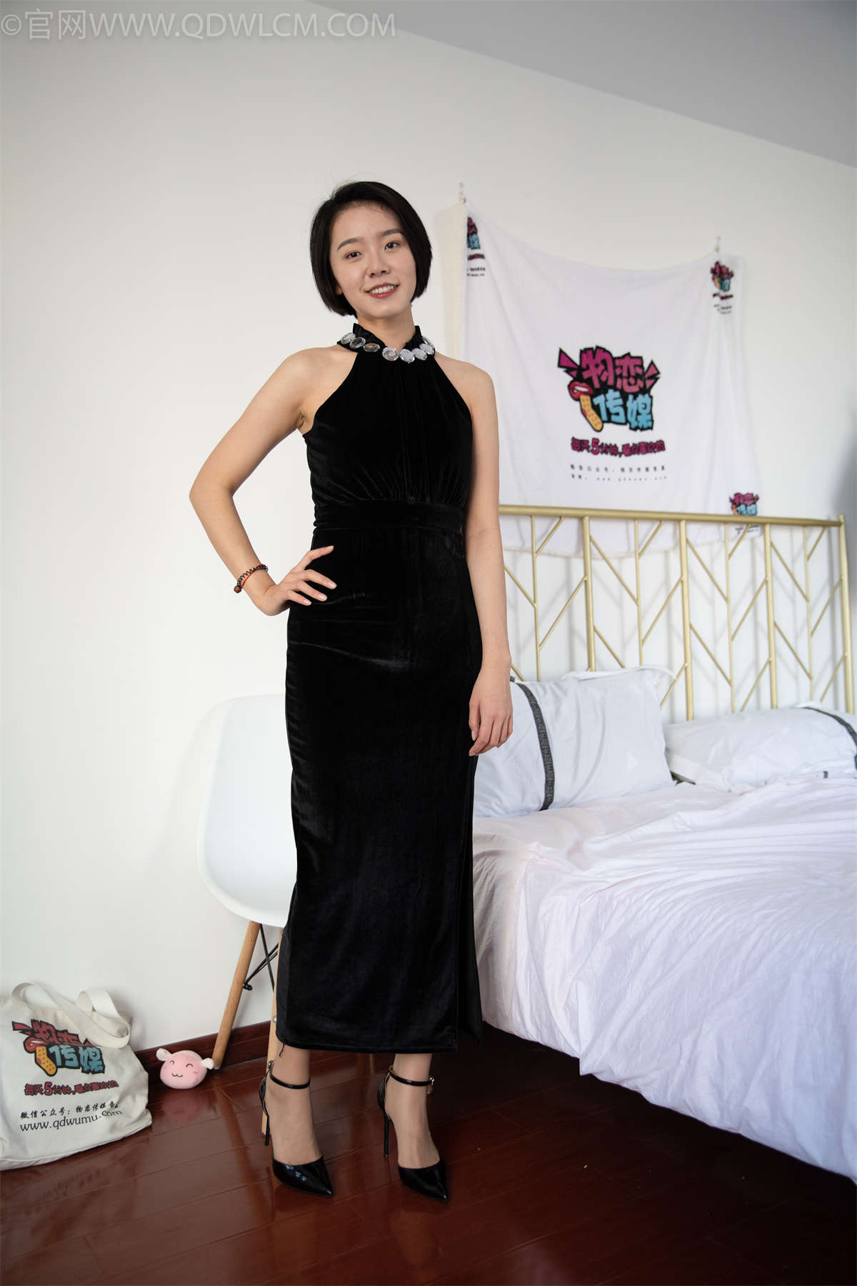 图片[2]-物恋传媒 NO.1059 小飞-梦回上海滩-日更街拍