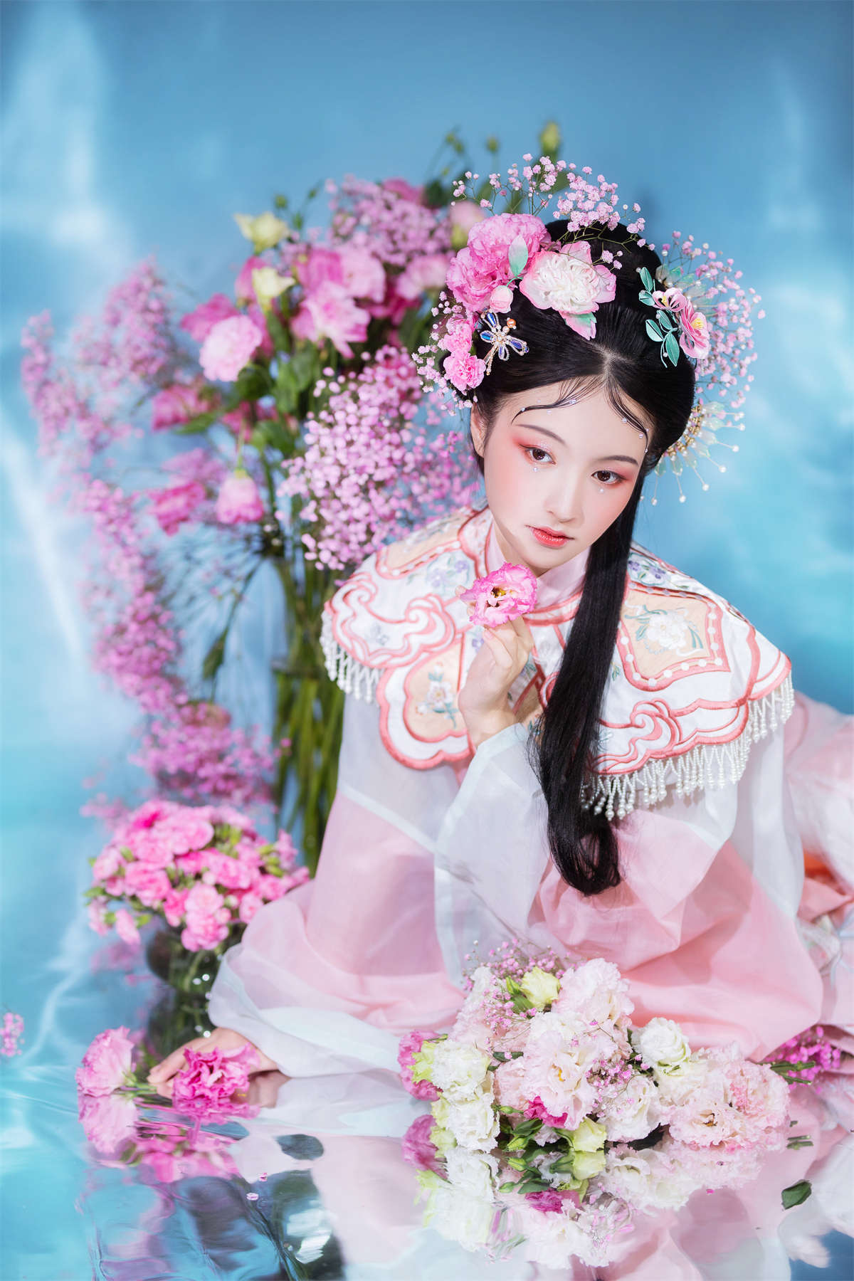 YITUYU艺图语 2023.04.30 桔梗少女 培培-日更街拍