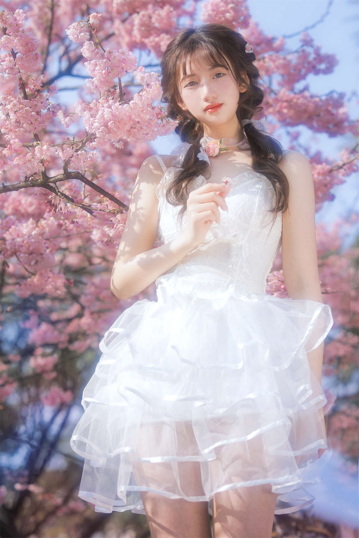 YITUYU艺图语 2022.03.28 樱花限定 怡子yiii-日更街拍