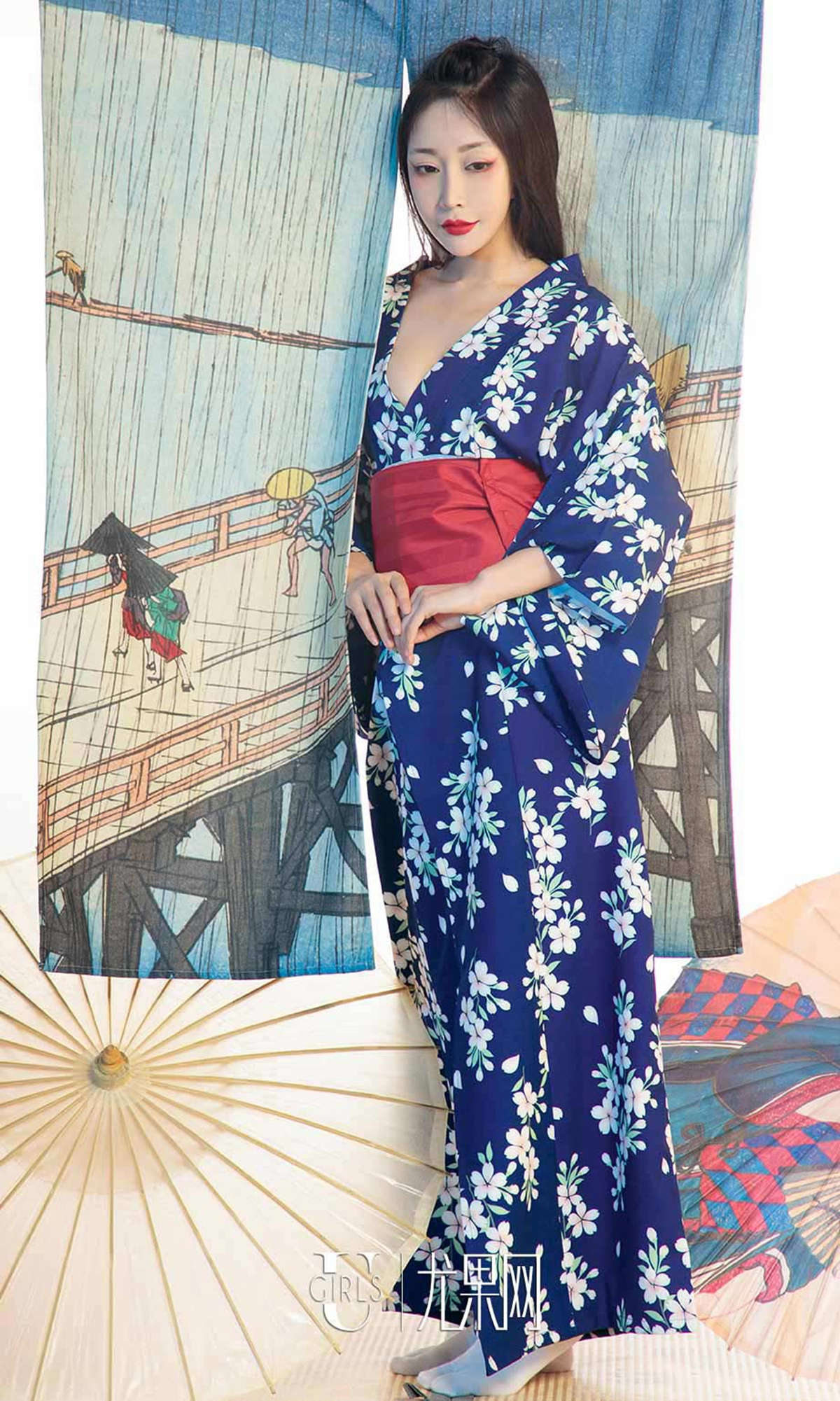 Ugirls爱尤物 NO.1366 豌豆公主 姹紫嫣红-日更街拍