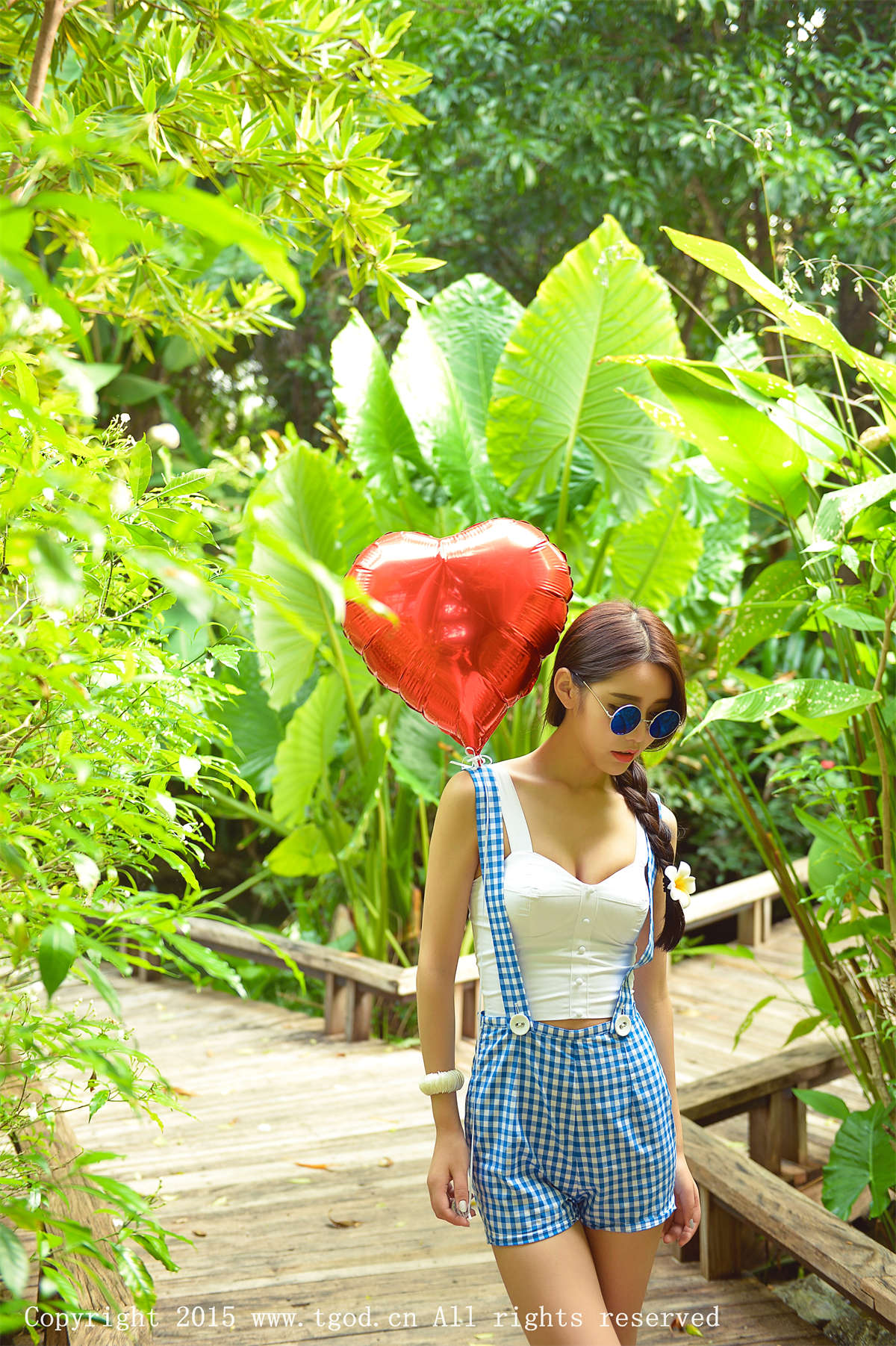 TGOD推女神 2015.11.23 普吉岛旅拍 徐妍馨Mandy 第三刊-日更街拍