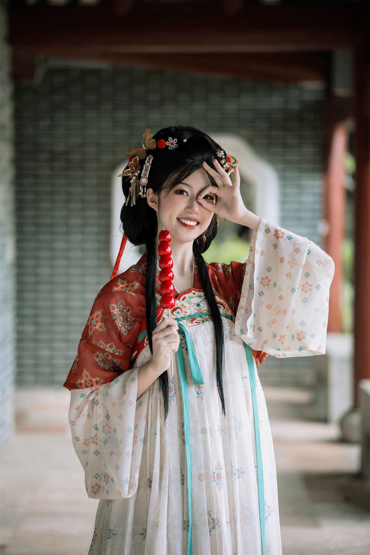 YITUYU艺图语 2023.05.26 粉黛红唇，大唐公主，美艳如天 江寄鱼-日更街拍