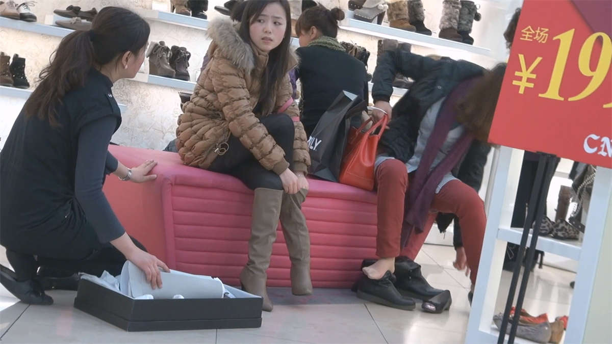 图片[2]-超有感觉的少妇-日更街拍