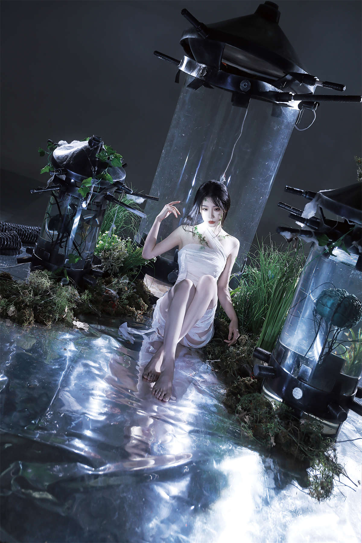 YITUYU艺图语 2023.03.04 培养皿 灵魂出逃空川子插图1