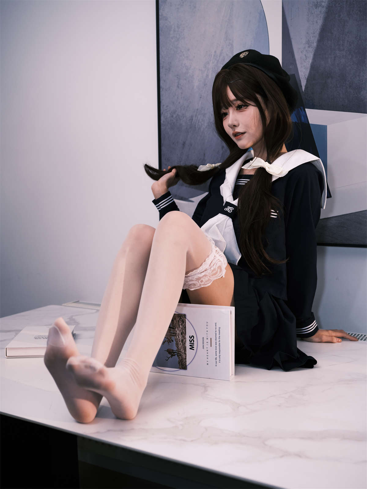 YITUYU艺图语 2025.02.02 女水手的假日 深蓝白丝版 孟程程-日更街拍