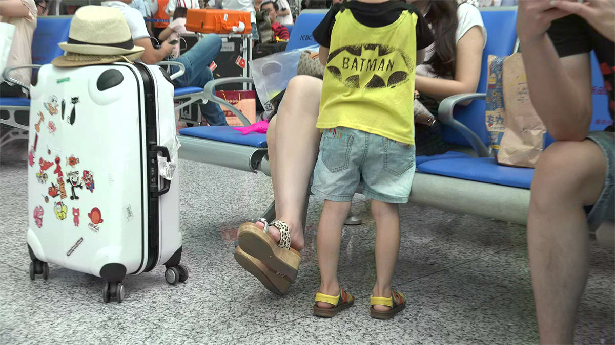 图片[2]-虽然是孩子妈了，但是风云犹存啊-日更街拍