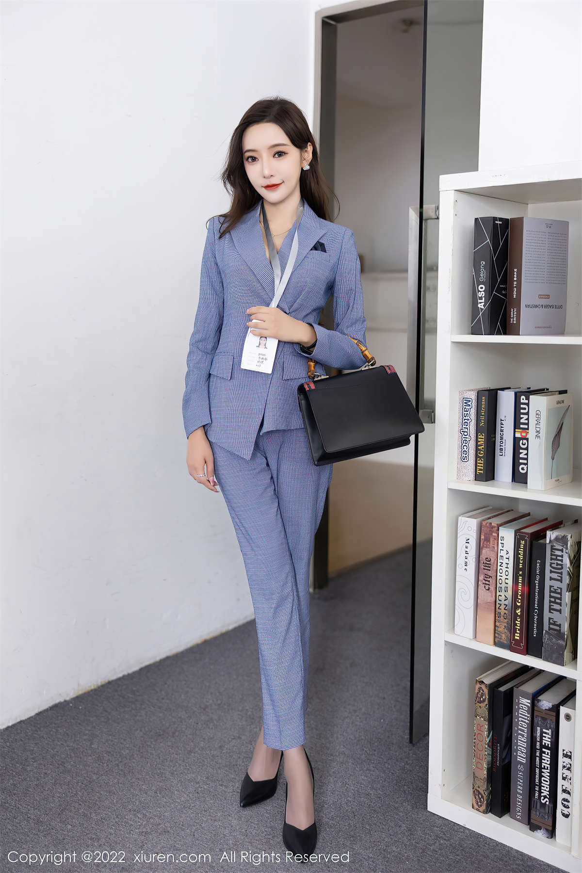 Xiuren秀人网 2022.09.22 NO.5629 王馨瑶yanni-日更街拍