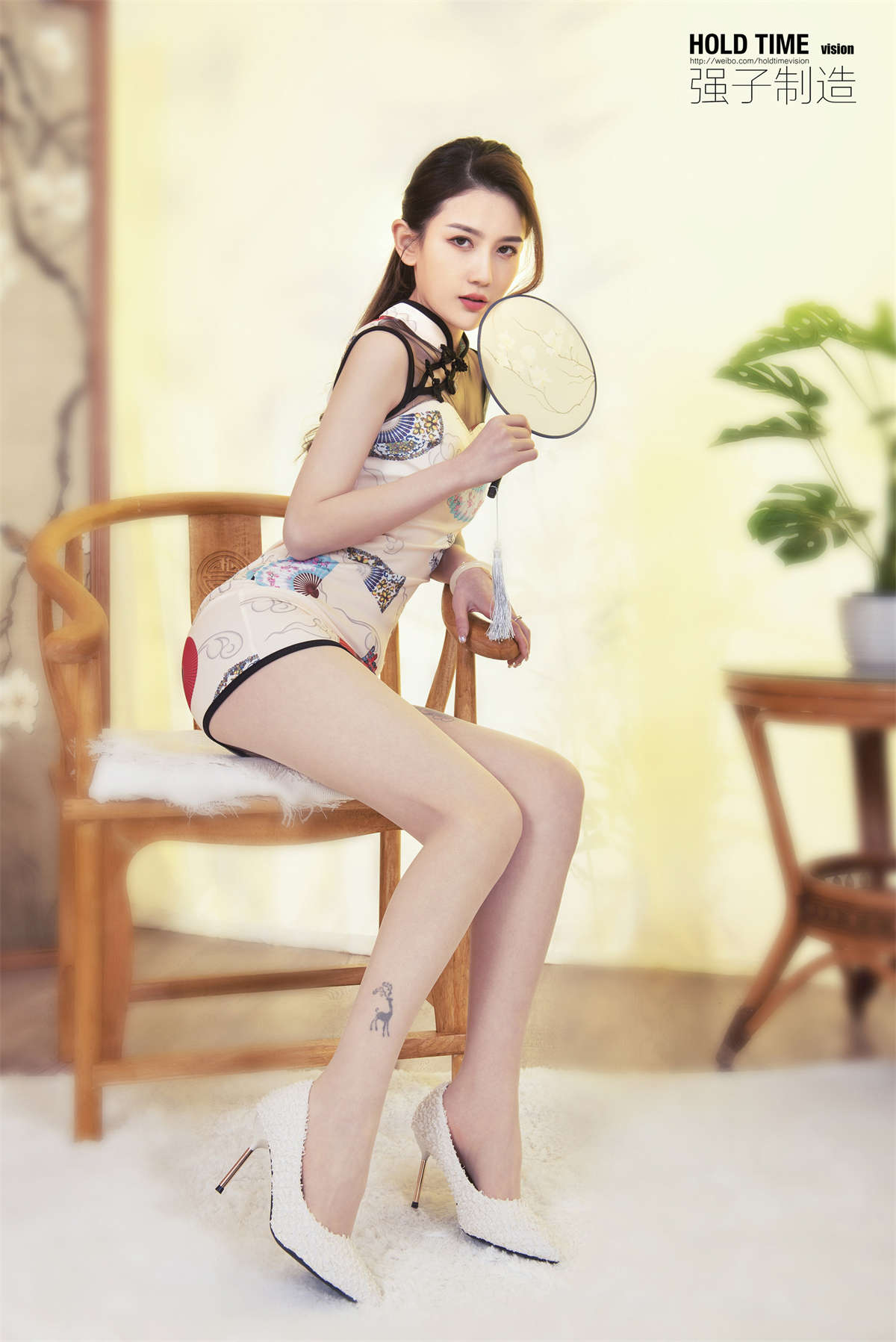 Ligui丽柜 2022.04.30 小甜甜的求救 甜甜-日更街拍