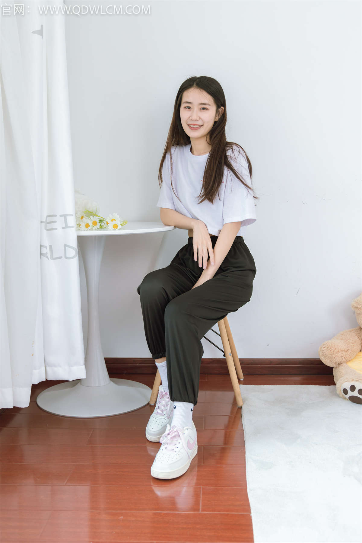 物恋传媒 NO.1274 菜菜-岁岁年年-日更街拍