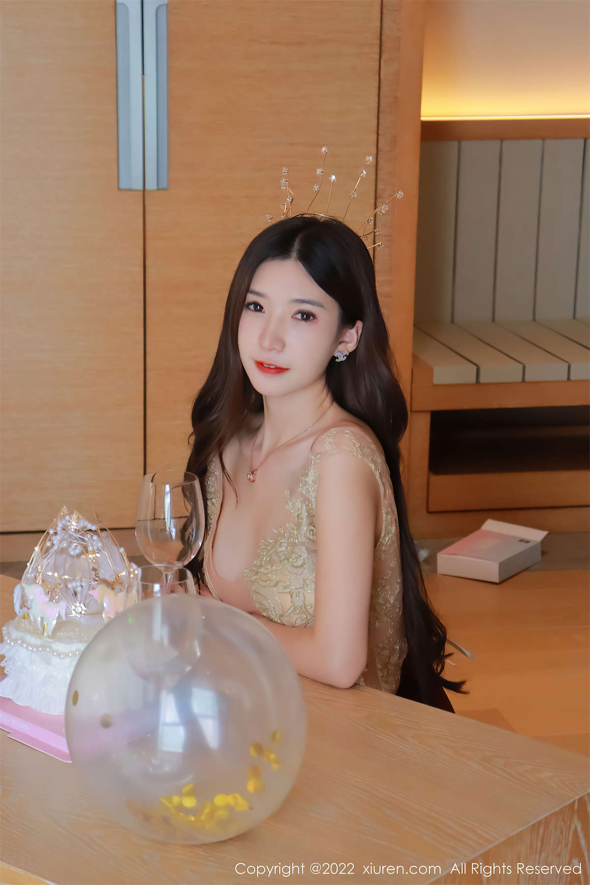 Xiuren秀人网 2022.08.12 NO.5427 Hebe韩心雨-日更街拍