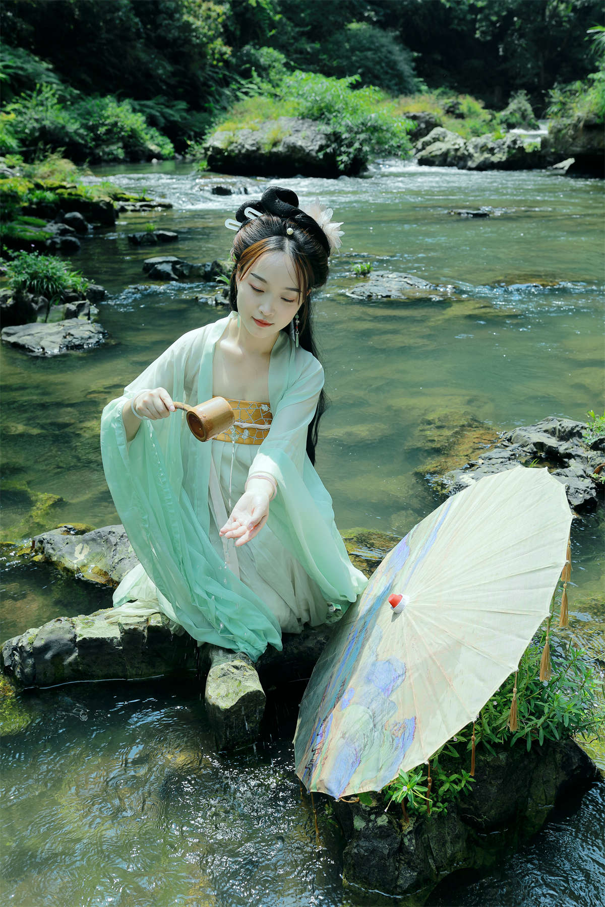 YITUYU艺图语 2023.09.03 山水之间 小姑奶奶插图1