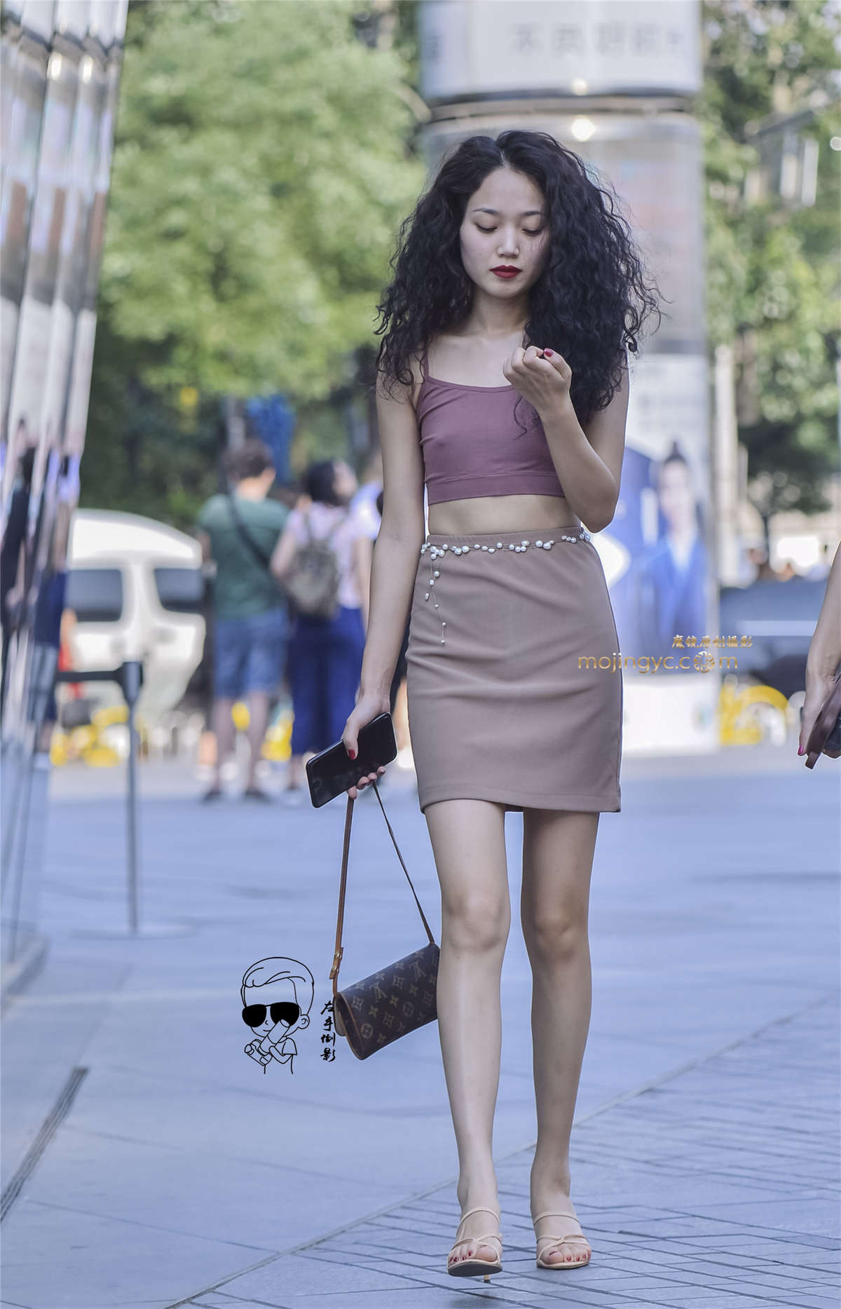 点点性感吸晴-日更街拍