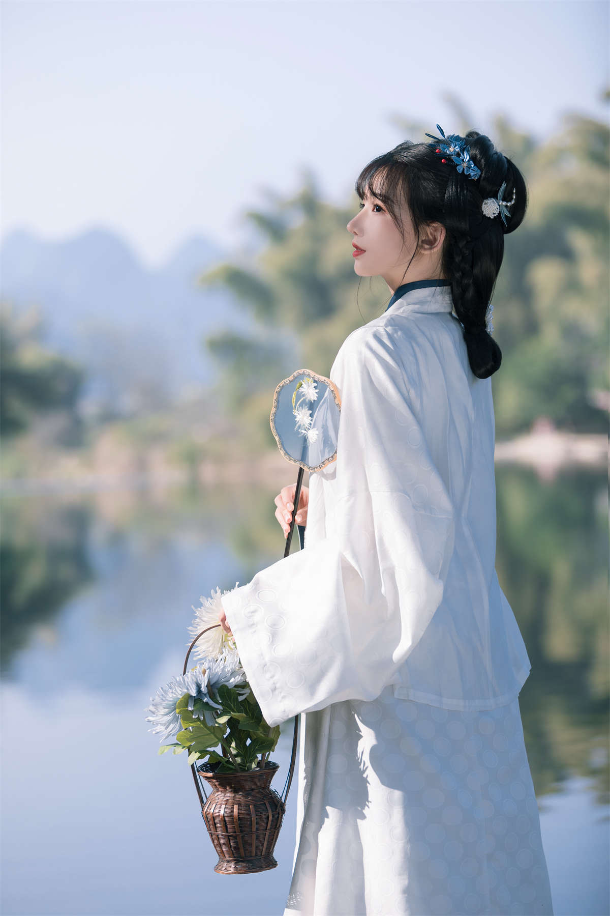 YITUYU艺图语 2023.05.01 咏菊 五月兔-日更街拍