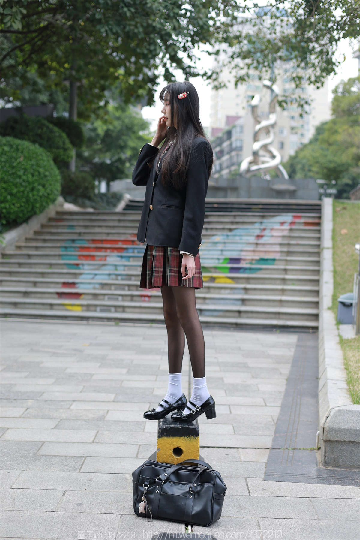 图片[2]-IESS异思趣向 2023.02.23 丝享家1370：团团 春天的味道-日更街拍