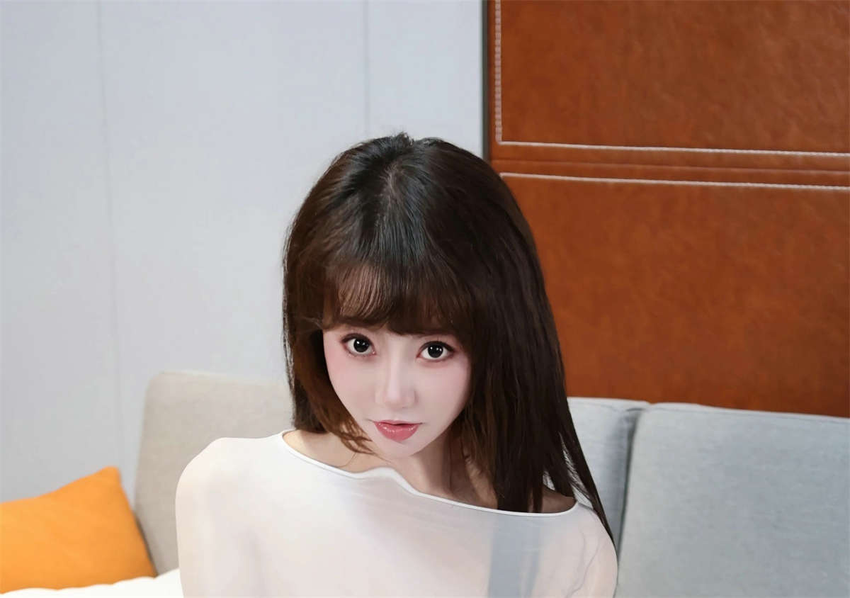 图片[2]-Xiuren秀人网 2024.02.04 No.8063 金tiao-日更街拍