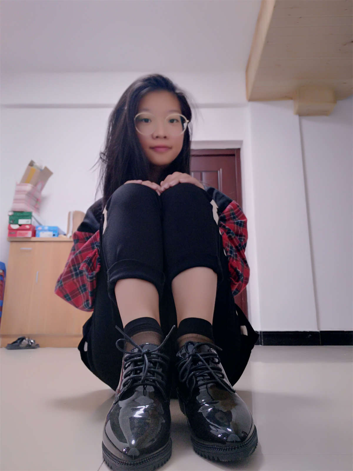 图片[2]-学妹校园寝室短丝系列006期 洪婷婷-日更街拍