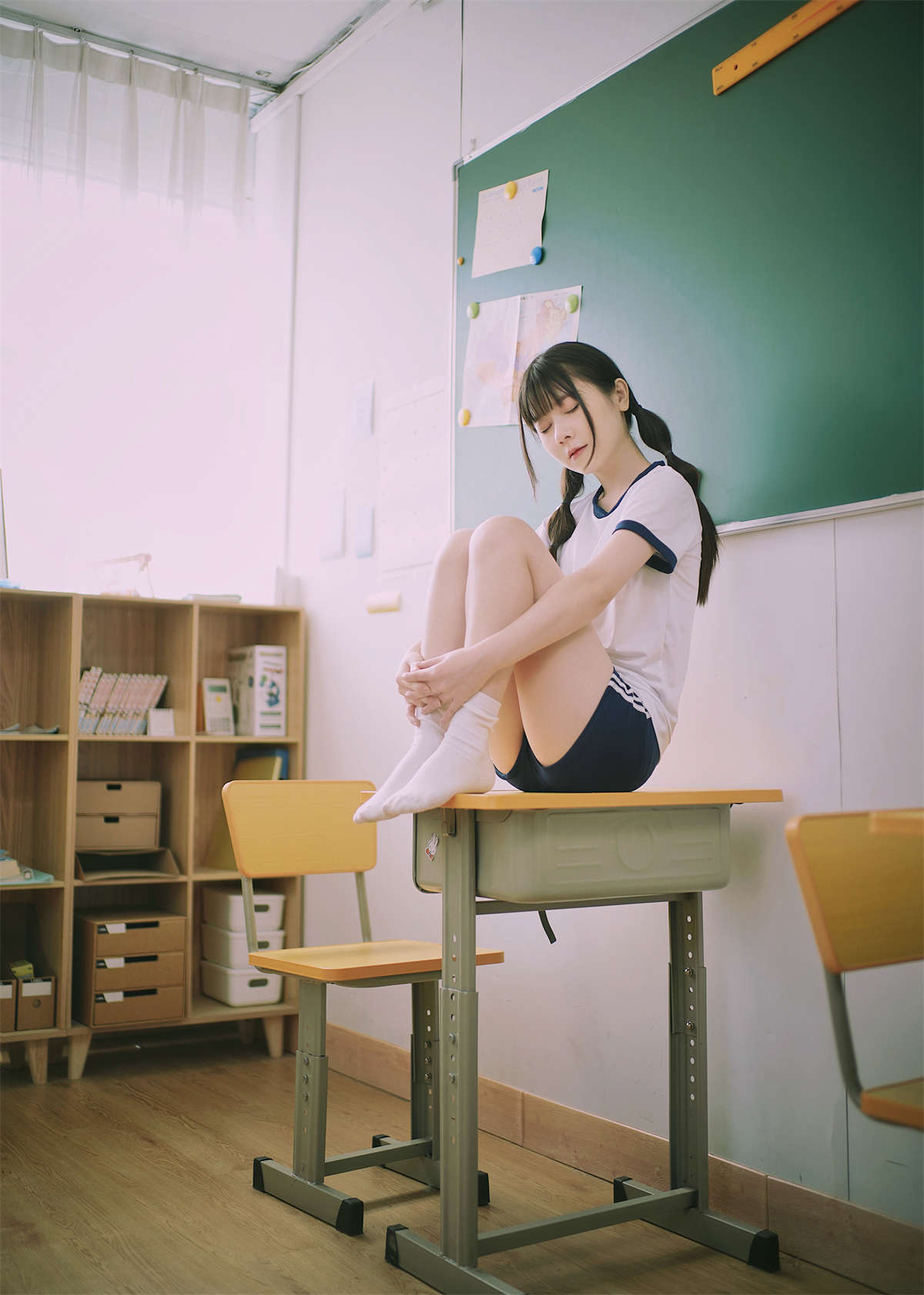 图片[2]-YITUYU艺图语 2022.06.17 青春教室 萌萌-日更街拍