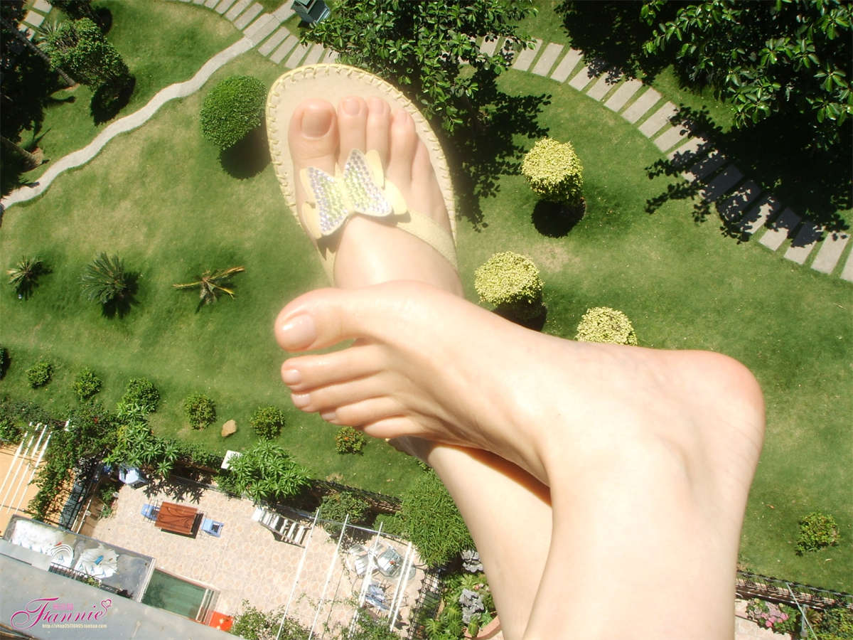 Fannie芬妮美足园NO.639 空中花园 风淡云清-日更街拍