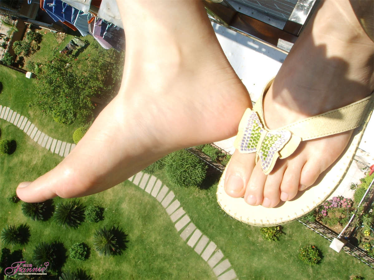 图片[2]-Fannie芬妮美足园NO.639 空中花园 风淡云清-日更街拍