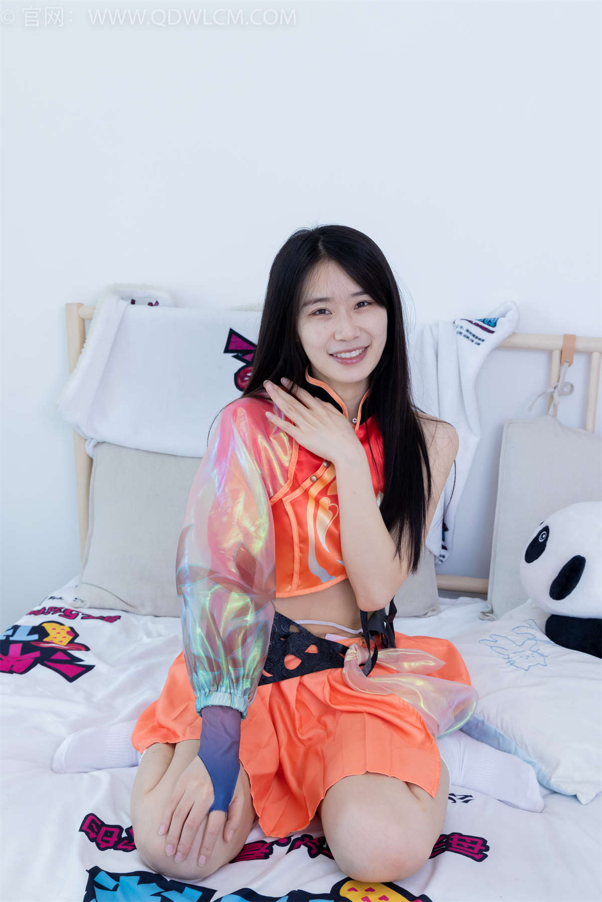 图片[2]-物恋传媒 NO.2050 菜菜-枫叶黄-日更街拍