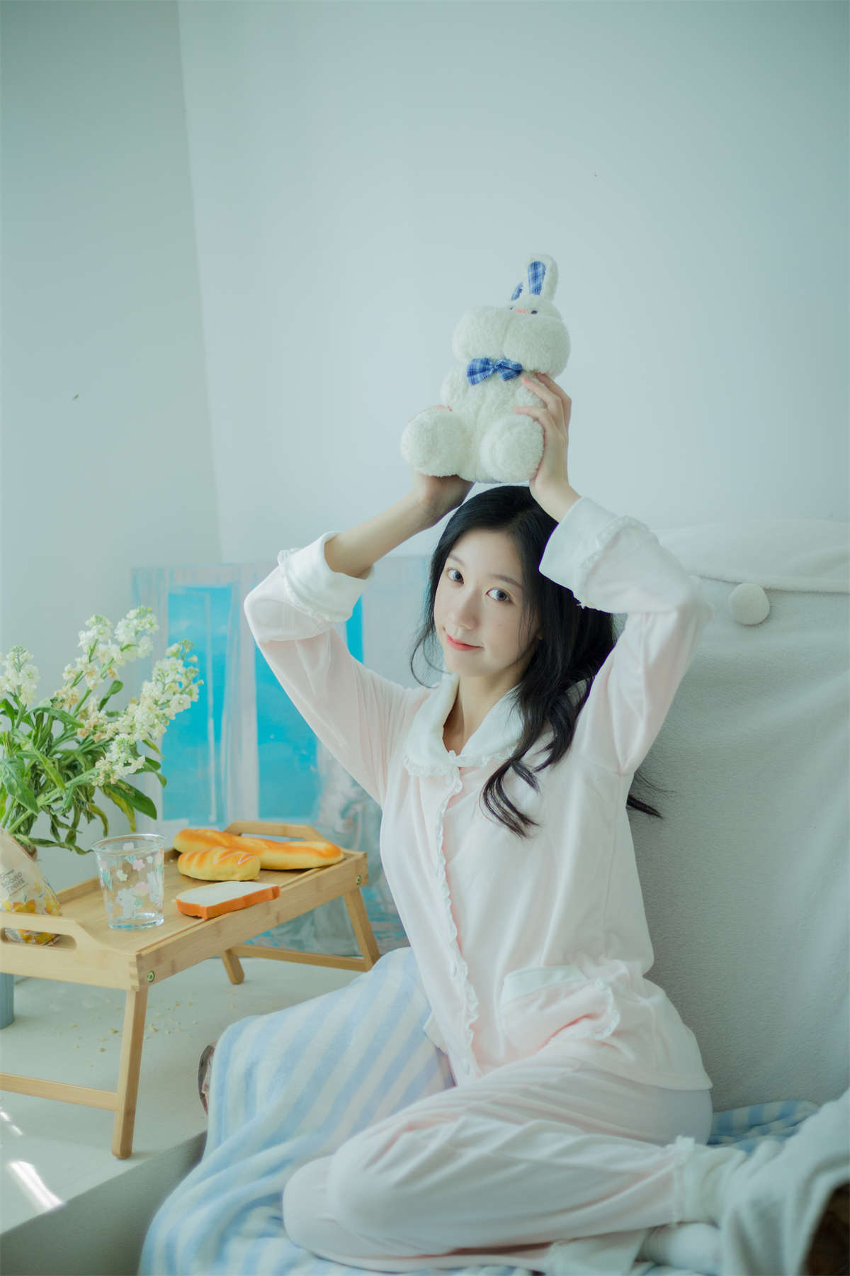 YITUYU艺图语 2022.11.11 降温日记 饲猫少女-插图1