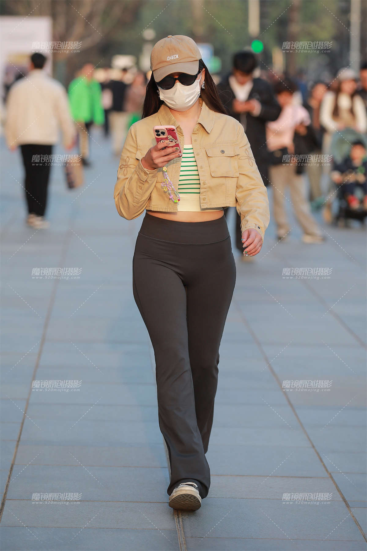 丰润紧身瑜伽裤-日更街拍