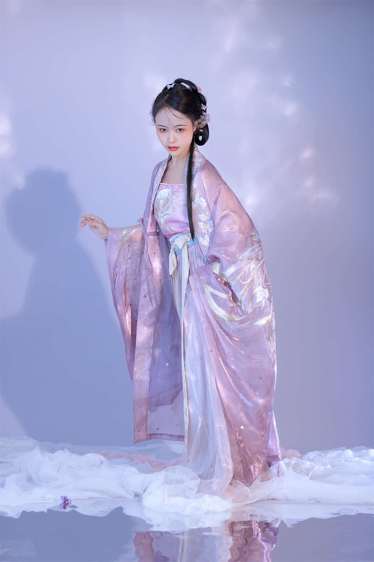 YITUYU艺图语 2022.08.12 镜花水月 梨一依插图1