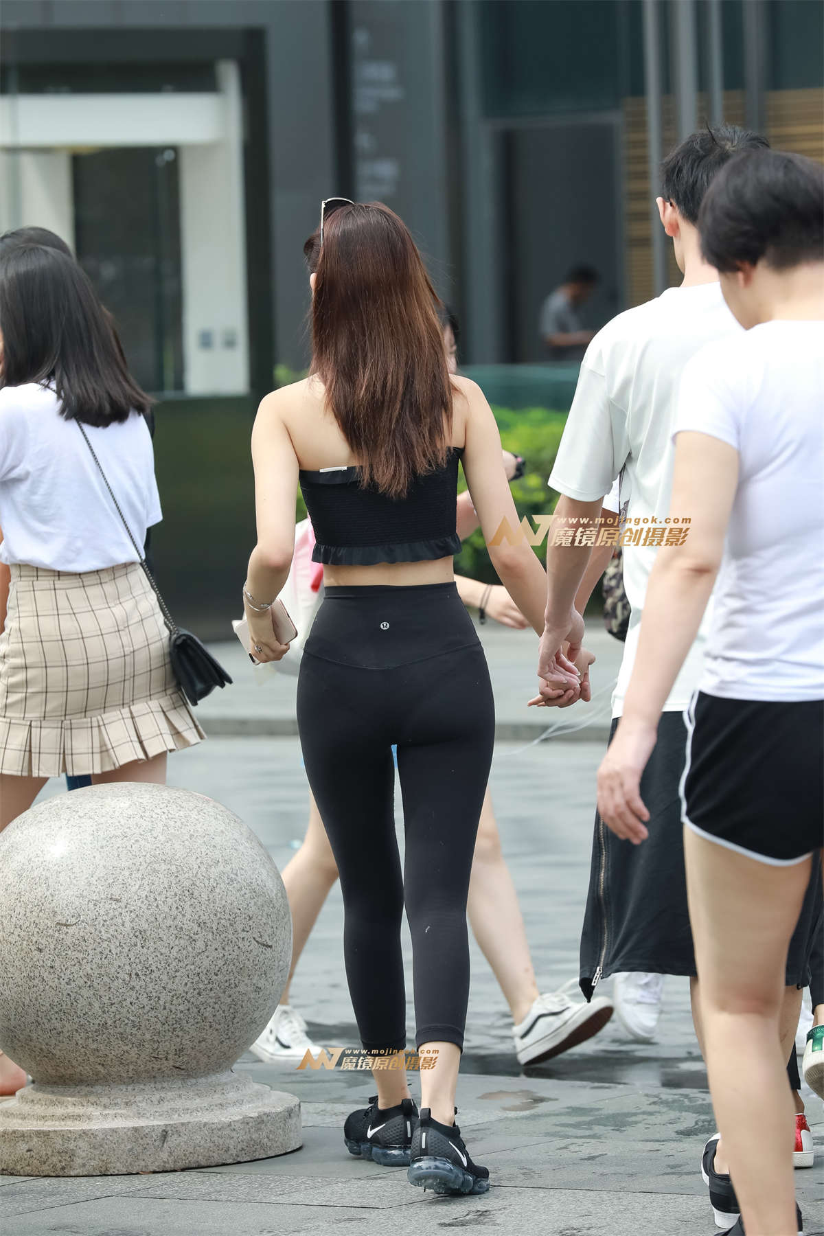 图片[2]-【凯恩赛帖】极品紧身 极品身材-日更街拍