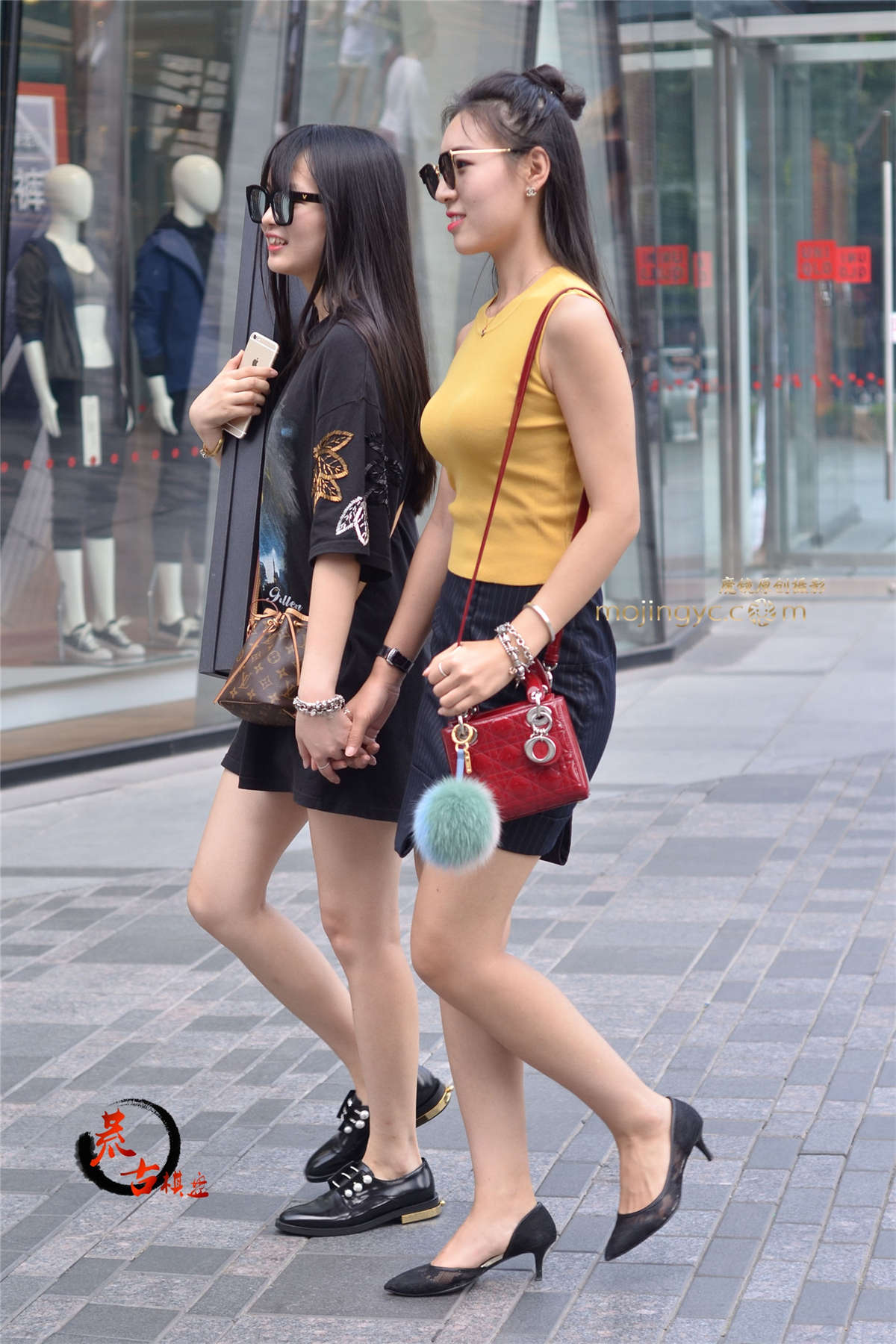 11-21 黄色紧身衣-日更街拍