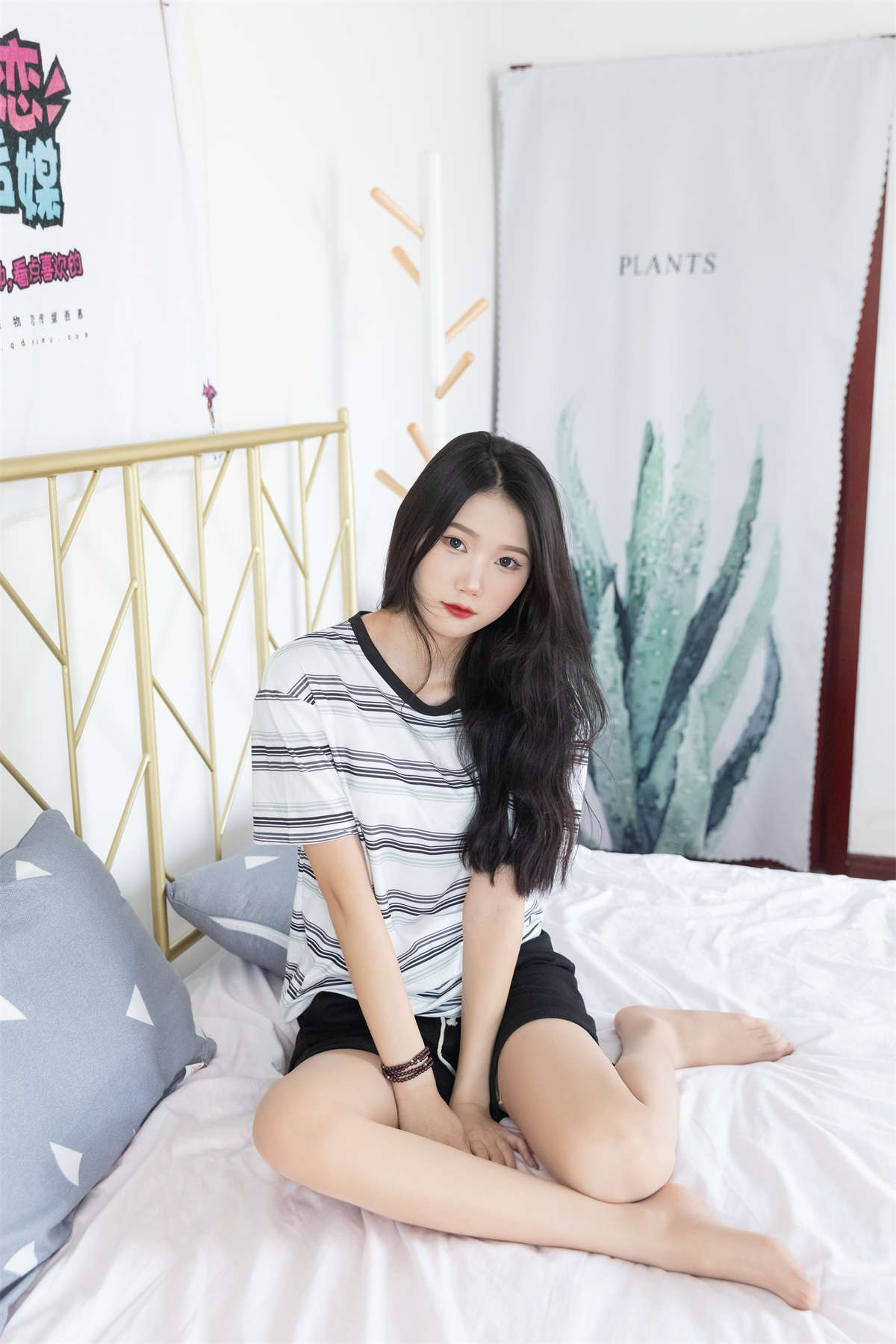 物恋传媒 NO.876 小竹-日子如诗-日更街拍