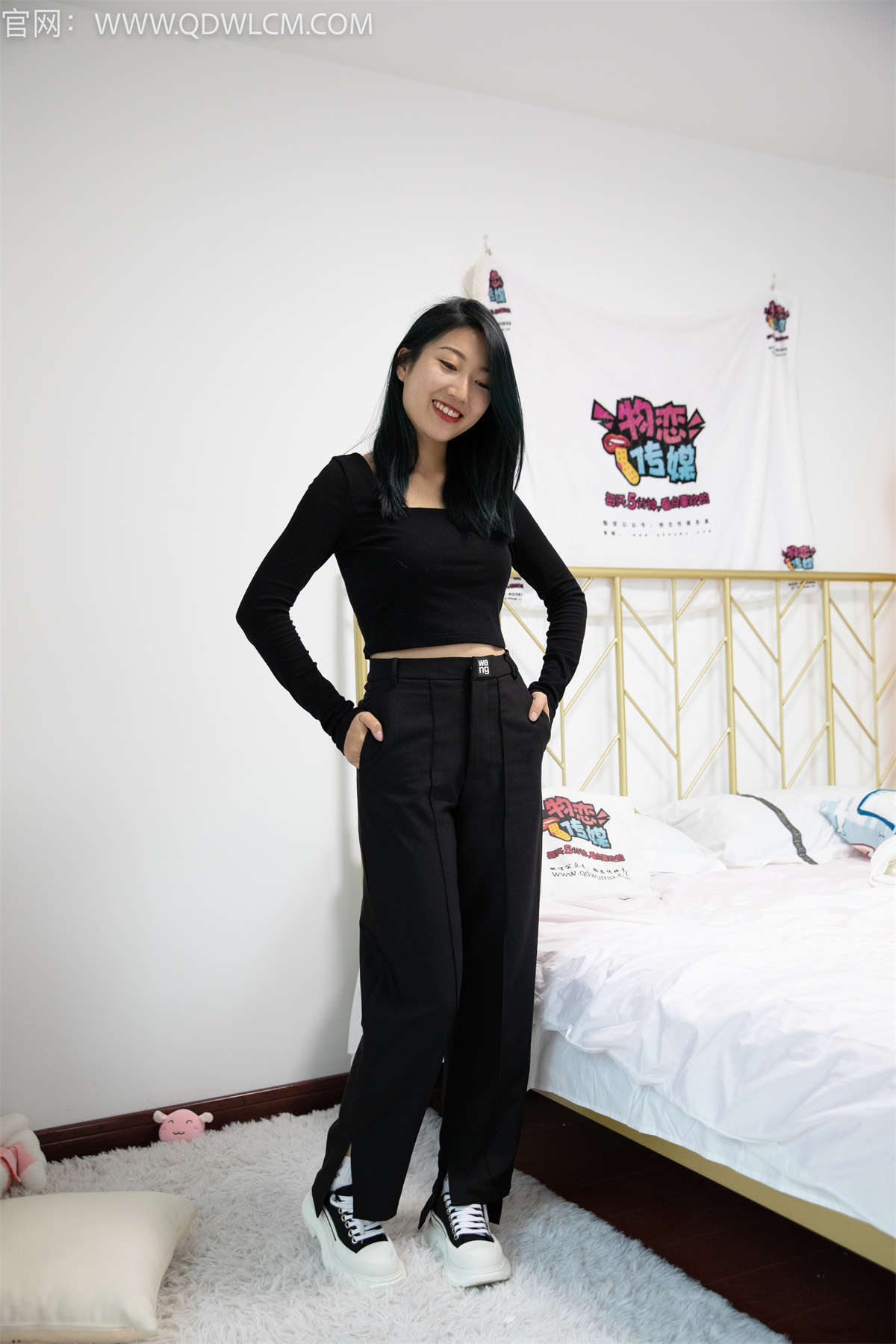 物恋传媒 NO.1286 雅梦-你好秋天（盲盒3）-日更街拍