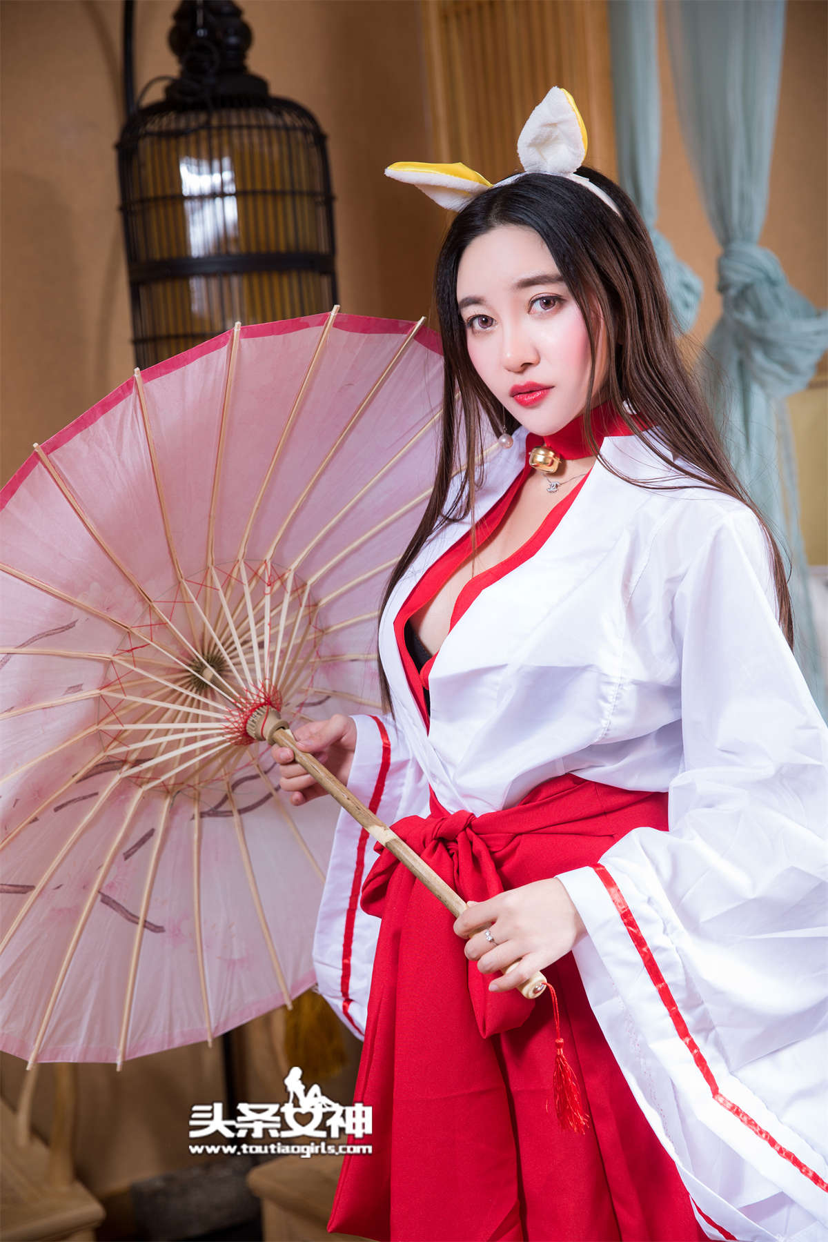 TouTiao头条女神 2017.02.25 李梓熙 九尾狐狸白鬼院凛凛蝶-日更街拍