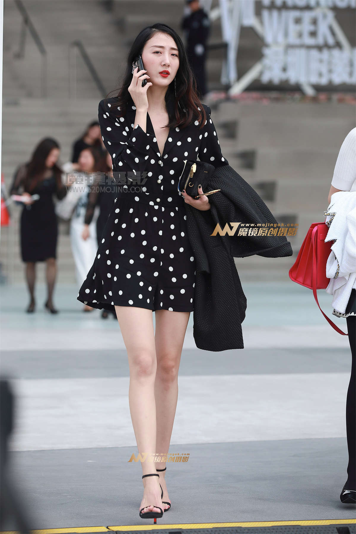 【风舞赛贴】短裤，长腿，凉高-日更街拍