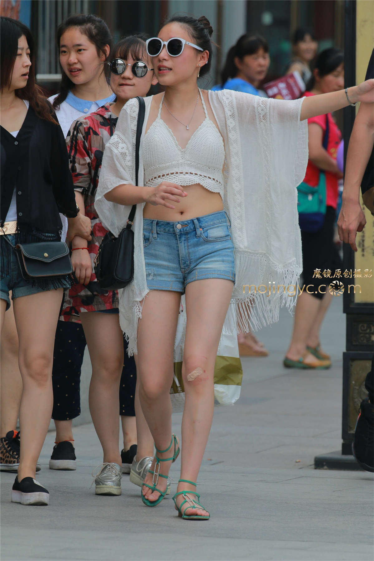 这么穿！让人喷血啊！[17P]-日更街拍