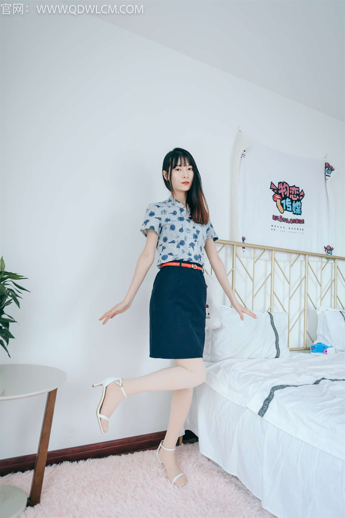 物恋传媒 NO.1288 猫耳-灯火阑珊处-日更街拍