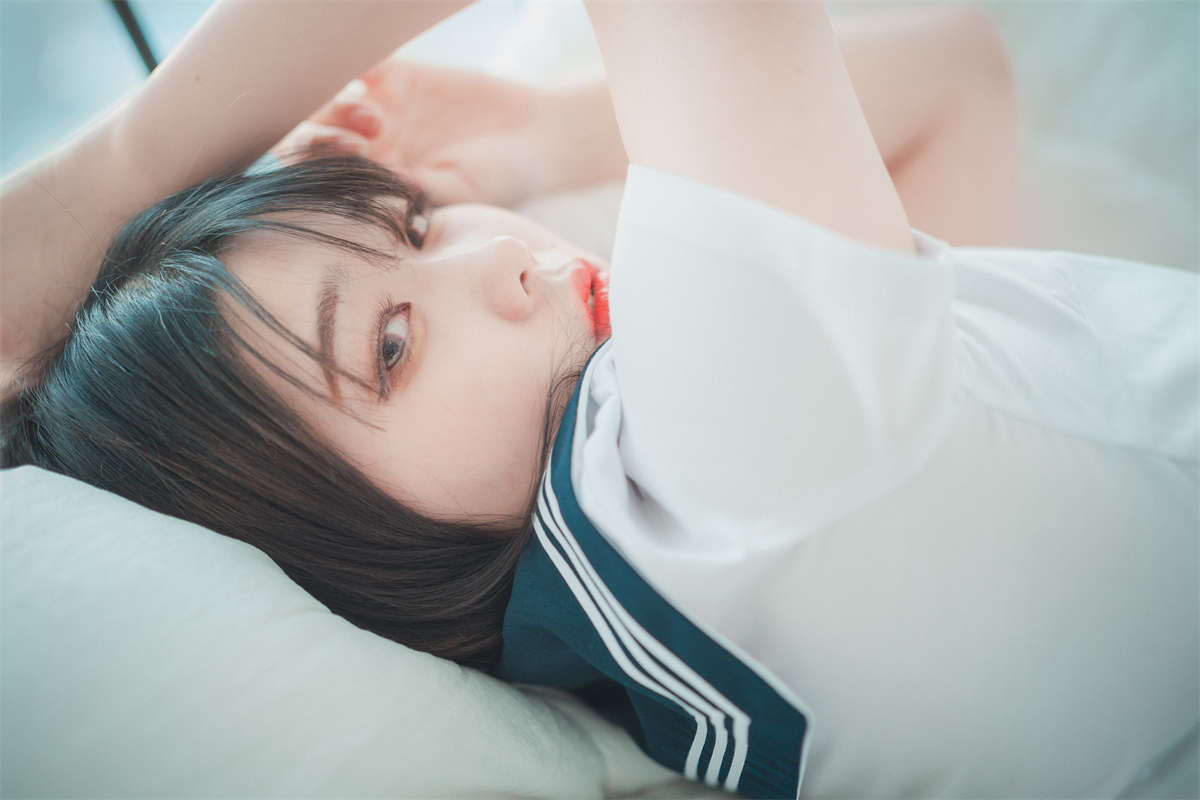 [DJAWA] Zia – Swimming Lessons-日更街拍