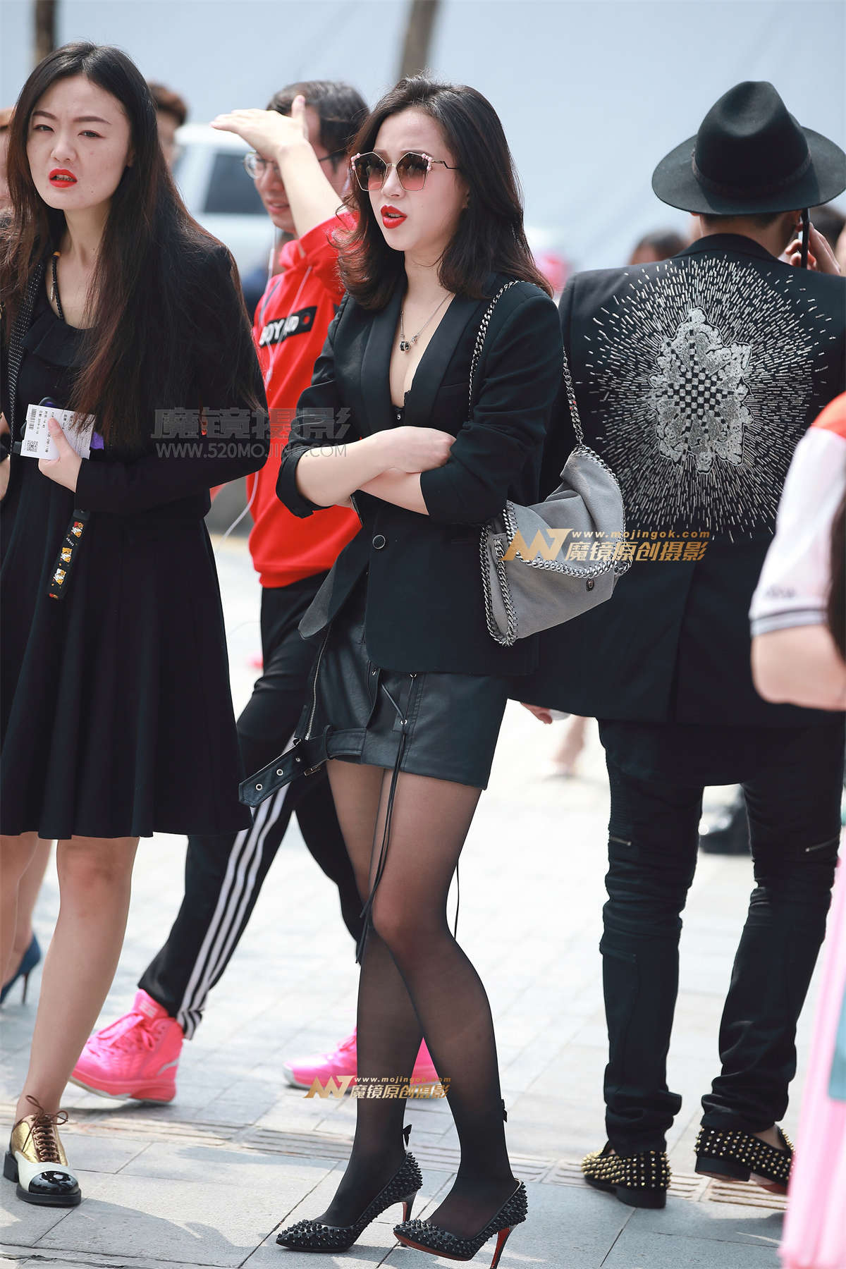 图片[2]-【风舞赛贴】短裙，黑丝，高跟-日更街拍