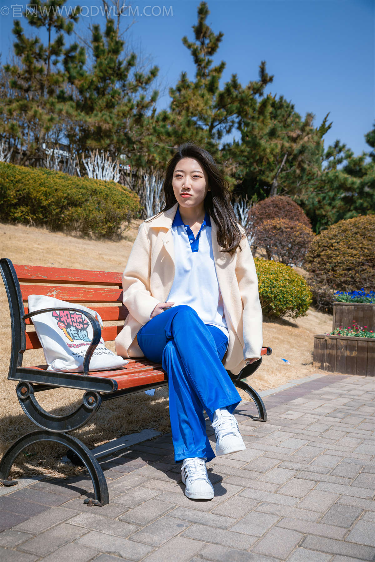 图片[2]-物恋传媒 NO.982期 雅梦-一梦万年-日更街拍