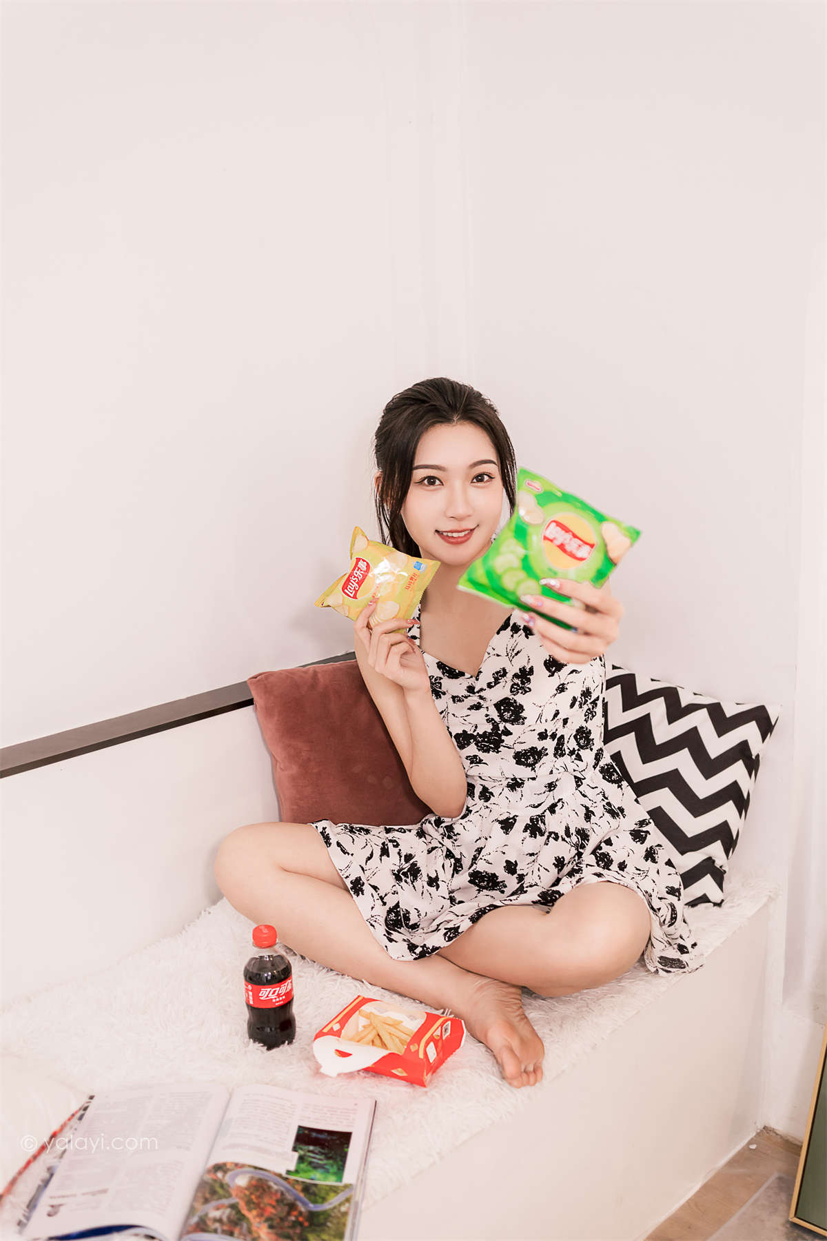 YALAYI雅拉伊2022.07.11 NO.952 一直爱你 徐小云-日更街拍