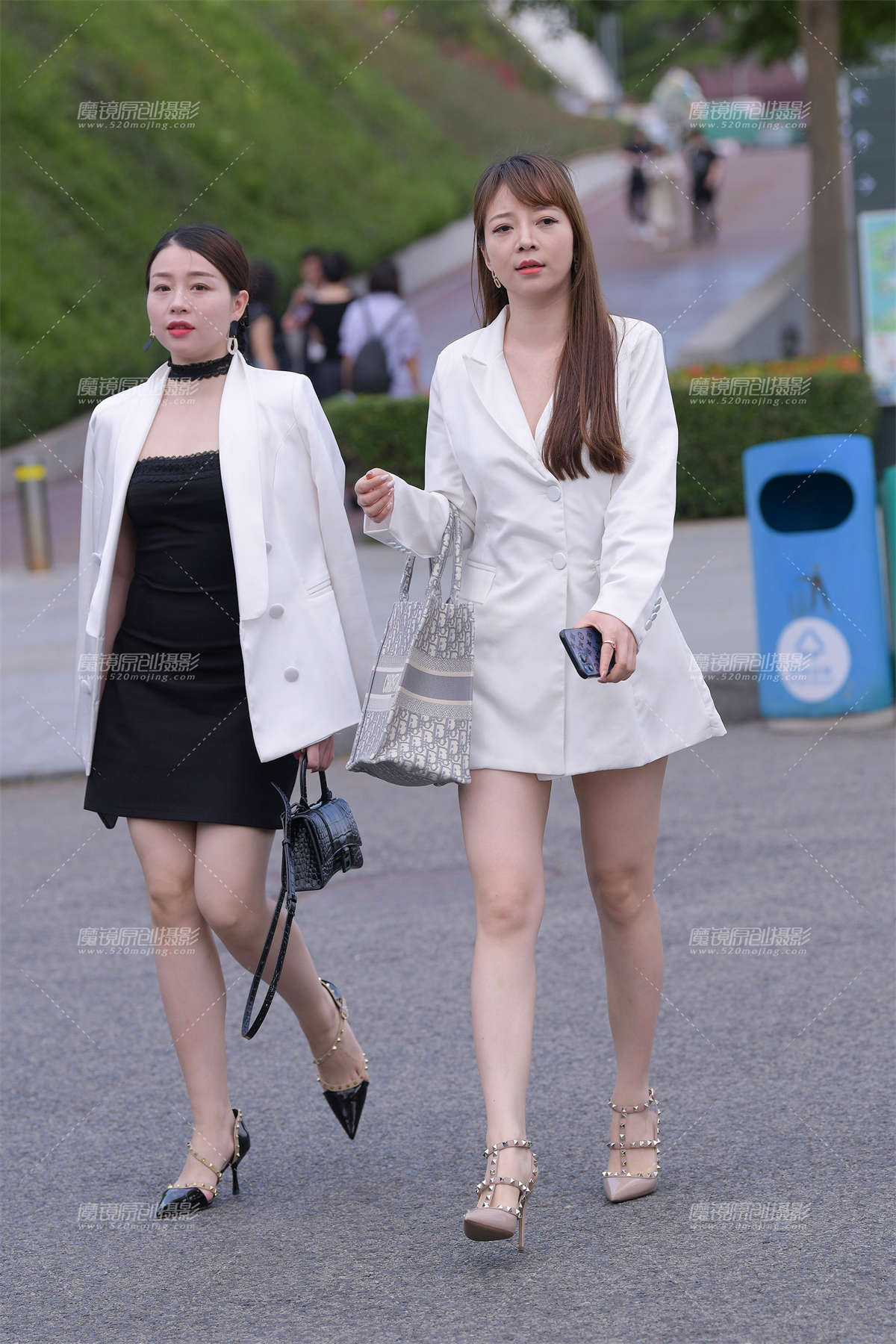 俩闺蜜，来看SHOW~-日更街拍