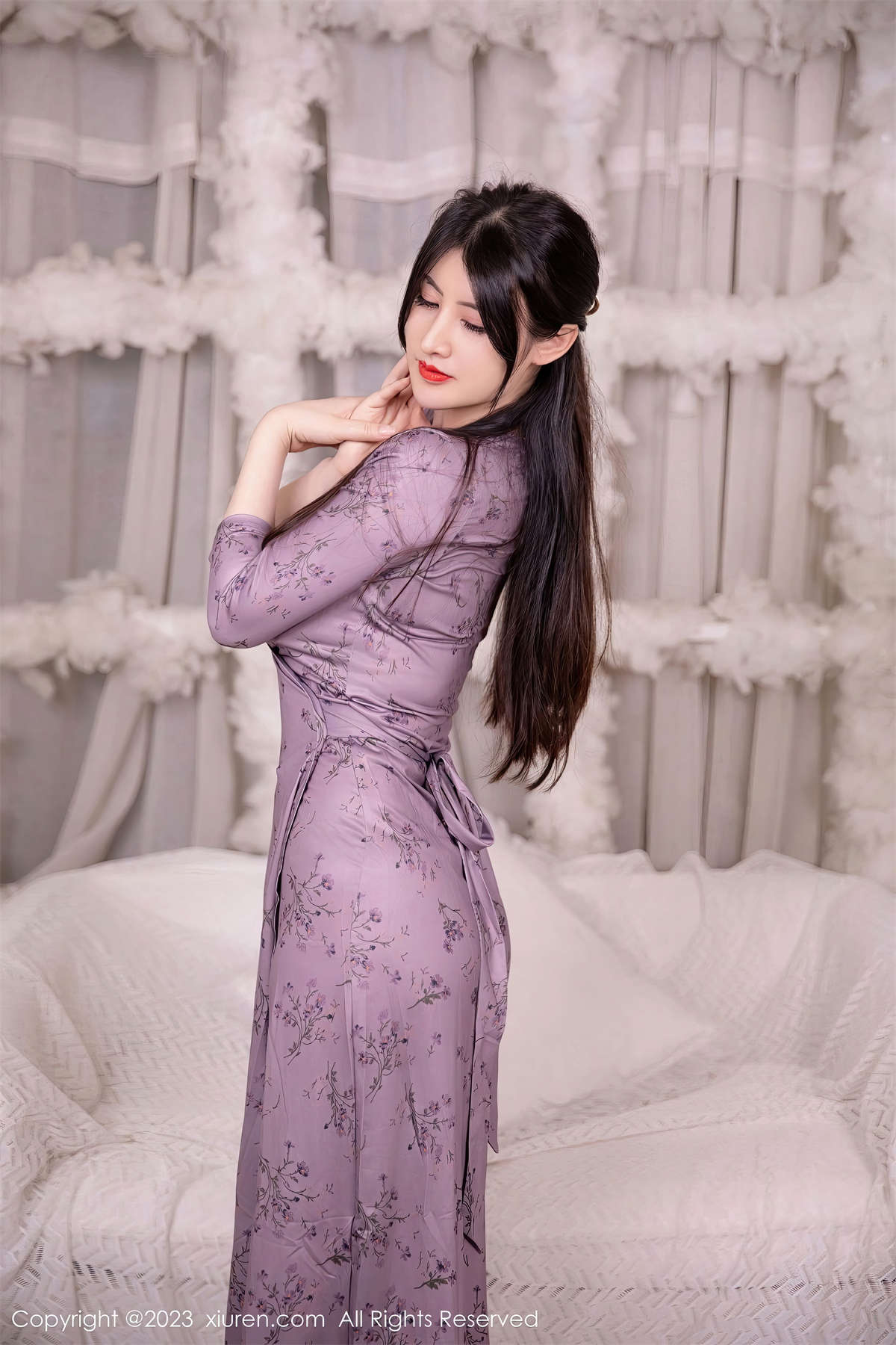 图片[2]-Xiuren秀人网 2023.07.24 No.7126 诗诗-日更街拍