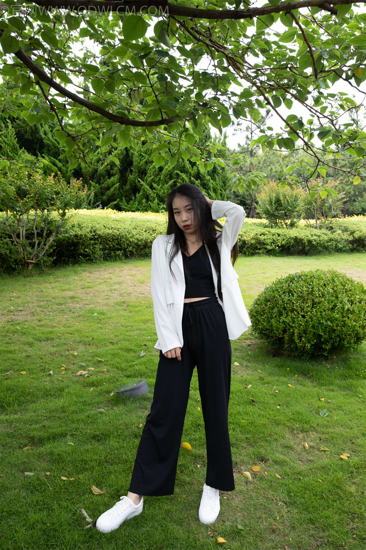 图片[2]-物恋传媒 NO.983期 璐璐-思念成雨-日更街拍